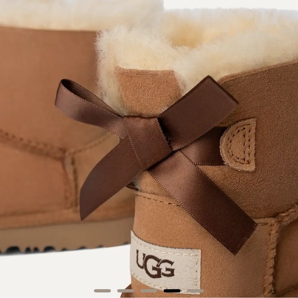 UGG Boots Mini Bailey Bow ll - Picture 4 of 14